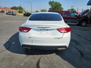 2015 CHRYSLER 200