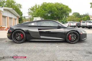 2017 AUDI R8