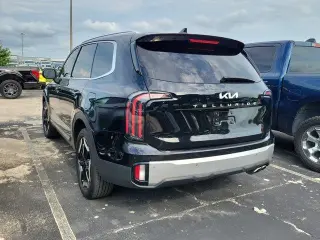 Kia Telluride EX 2024 SUV de 4 puertas