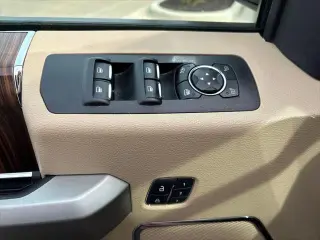 Ford F-150 2017 4x4 Lariat 4 puertas SuperCrew 6,5 pies CB