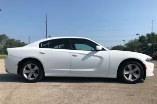 2017 Dodge Charger SXT Sedan