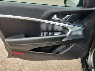 Génesis G70 2025 AWD 2.5T Sport Prestige Sedán de 4 puertas