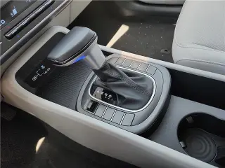 Hyundai KONA 2025 SEL 4 puertas Crossover
