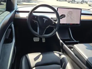 Tesla Model Y 2020 AWD Performance 4p Crossover