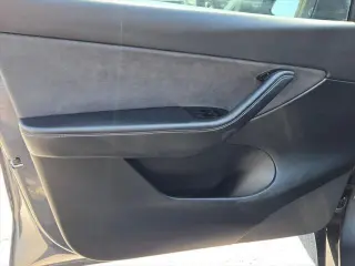 Tesla Model Y 2020 AWD Performance 4p Crossover