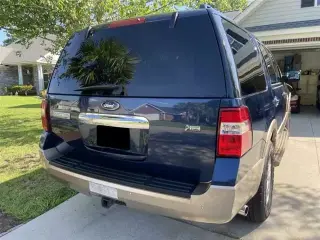 2013 Ford Expedition XLT SUV