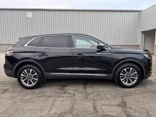 Lincoln Nautilus 2023 AWD Standard 4dr SUV