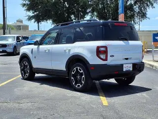Ford Bronco Sport 2023 AWD Outer Banks 4dr SUV