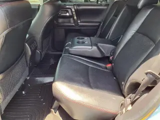 Toyota 4Runner 2018 4x4 SR5 4dr SUV