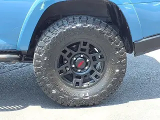 Toyota 4Runner 2018 4x4 SR5 4dr SUV