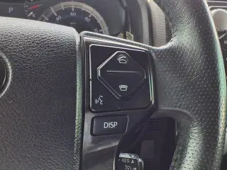 Toyota 4Runner 2018 4x4 SR5 4dr SUV