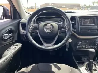 2015 Jeep Cherokee Latitud SUV