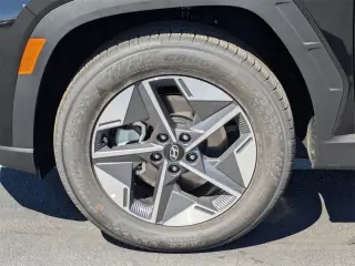 Hyundai TUCSON 2025 AWD SEL Conveniencia 4p SUV
