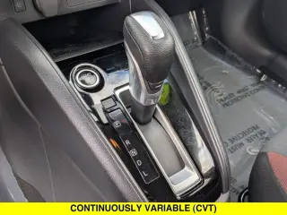 Nissan Versa 2025 SR 4p Sedan