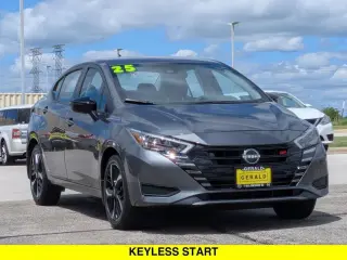 Nissan Versa 2025 SR 4p Sedan
