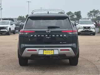 Nissan Pathfinder 2024 AWD SL 4dr SUV