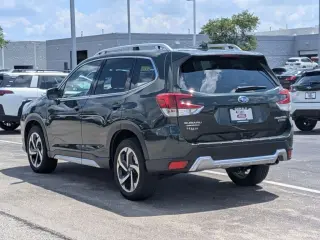 Subaru Forester 2023 AWD Touring 4dr Crossover