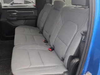Ram 1500 2021 4x4 Big Horn Crew Cab de 4 puertas con caja estándar de 5.6 pies