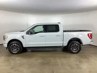 Ford F-150 2023 4x4 XLT 4 puertas SuperCrew batea corta de 5.5 pies