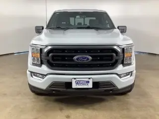Ford F-150 2023 4x4 XLT 4 puertas SuperCrew batea corta de 5.5 pies
