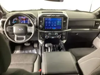 Ford F-150 2023 4x4 XLT 4 puertas SuperCrew batea corta de 5.5 pies