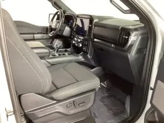 Ford F-150 2023 4x4 XLT 4 puertas SuperCrew batea corta de 5.5 pies