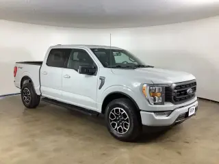 Ford F-150 2023 4x4 XLT 4 puertas SuperCrew batea corta de 5.5 pies