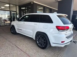 Jeep Grand Cherokee 2020 4x4 Overland 4dr SUV