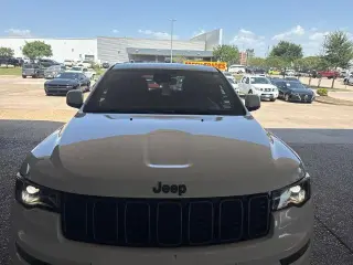 Jeep Grand Cherokee 2020 4x4 Overland 4dr SUV