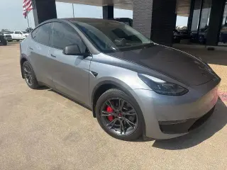 Tesla Model Y 2024 AWD Long Range 4dr Crossover