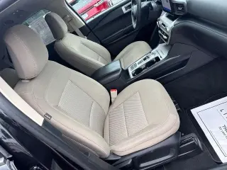 Ford Explorer 2022 Base SUV de 4 puertas
