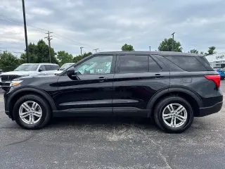 Ford Explorer 2022 Base SUV de 4 puertas
