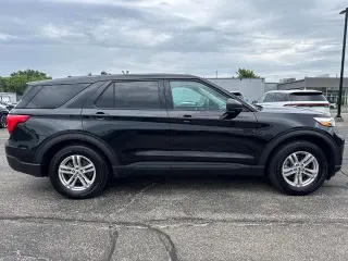 Ford Explorer 2022 Base SUV de 4 puertas