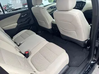 Chevrolet Traverse 2023 4x4 LS 4dr SUV w/1LS