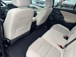 Chevrolet Traverse 2023 4x4 LS 4dr SUV w/1LS