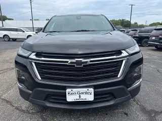 Chevrolet Traverse 2023 4x4 LS 4dr SUV w/1LS