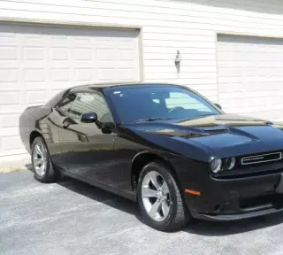 2015 Dodge Challenger SXT