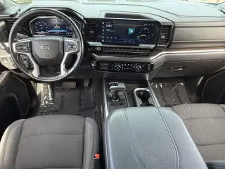 Chevrolet Silverado 1500 2023 4x4 LT Trail Boss 4dr Crew Cab 5.8 ft. SB