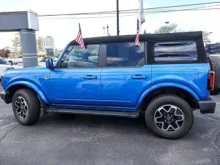 Ford Bronco 2023 4x4 Badlands Advanced 4dr SUV