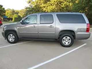 2007 Chevy Suburban LT SUV