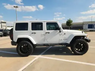 Jeep Wrangler Unlimited 2016 4x4 Sahara 4dr SUV