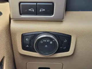 Ford F-150 2017 4x2 Lariat 4dr SuperCrew 5.5 ft. SB