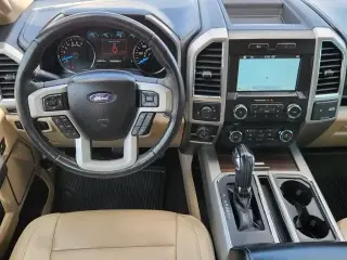 Ford F-150 2017 4x2 Lariat 4dr SuperCrew 5.5 ft. SB