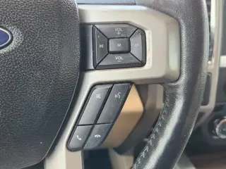 Ford F-150 2017 4x2 Lariat 4dr SuperCrew 5.5 ft. SB