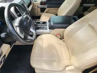 Ford F-150 2017 4x2 Lariat 4dr SuperCrew 5.5 ft. SB