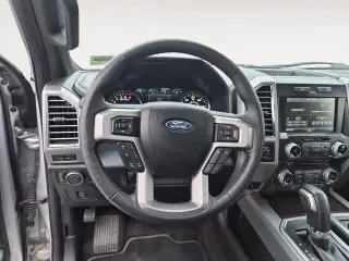Ford F-150 2015 4x4 Platinum 4dr SuperCrew 6.5 ft. SB