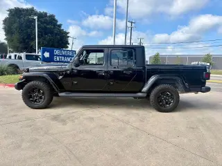 Jeep Gladiator 2023 4x4 Sport 4dr Crew Cab 5.0 ft. SB