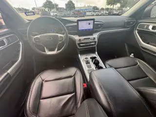 Ford Explorer 2023 XLT 4dr SUV