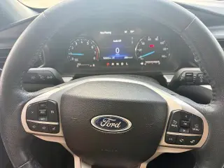 Ford Explorer 2023 XLT 4dr SUV