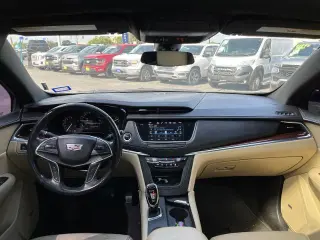 Cadillac XT5 2018 Luxury 4dr SUV